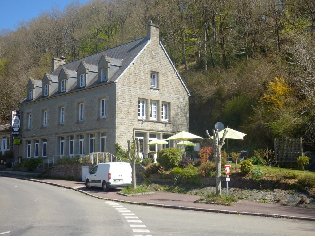 Auberge De L'Abbaye-Logis Hotel Restaurant Hambye Exterior photo